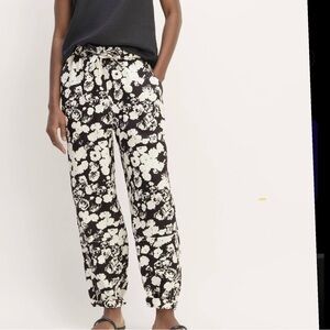 Everlane The 100% Linen Pull on Barrel Pants Black & White Floral Print Size XXS